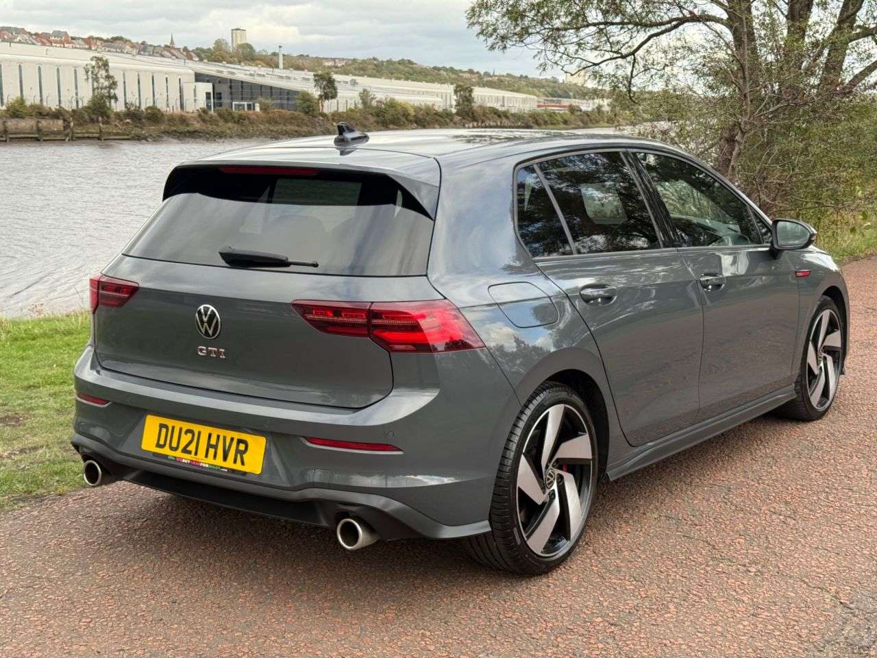 A 2021 VOLKSWAGEN GOLF 2.0 TSI GTI Hatchback 5dr Petrol DSG Euro 6 (s/s) (245 ps) **FULL SERVICE H A 2021 VOLKSWAGEN GOLF 2.0 TSI GTI Hatchback 5dr Petrol DSG Euro 6 (s/s) (245 ps) **FULL SERVICE H