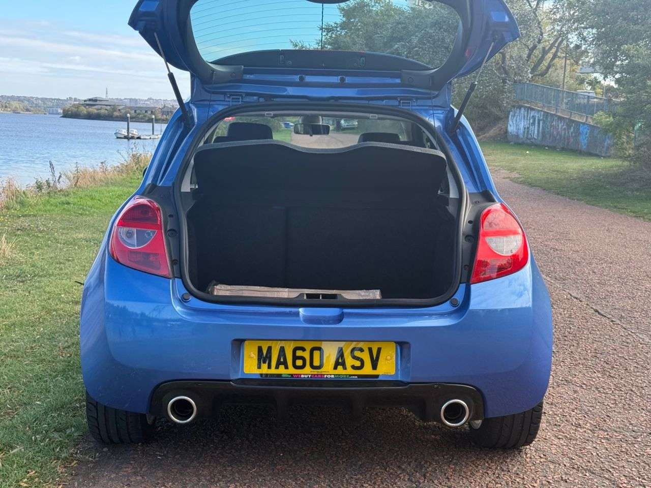2010 RENAULT CLIO 2010 RENAULT CLIO
