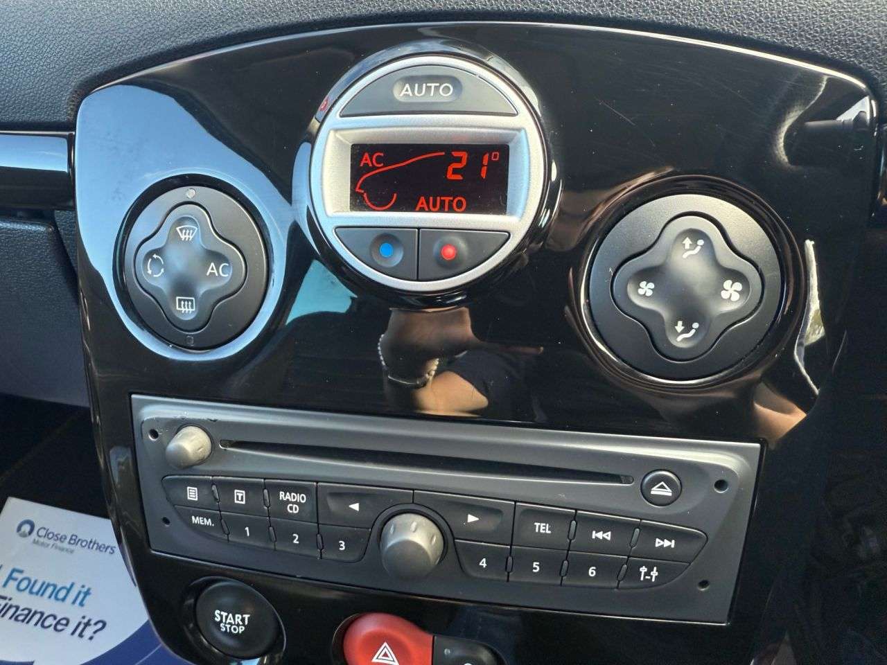 2010 RENAULT CLIO 2010 RENAULT CLIO