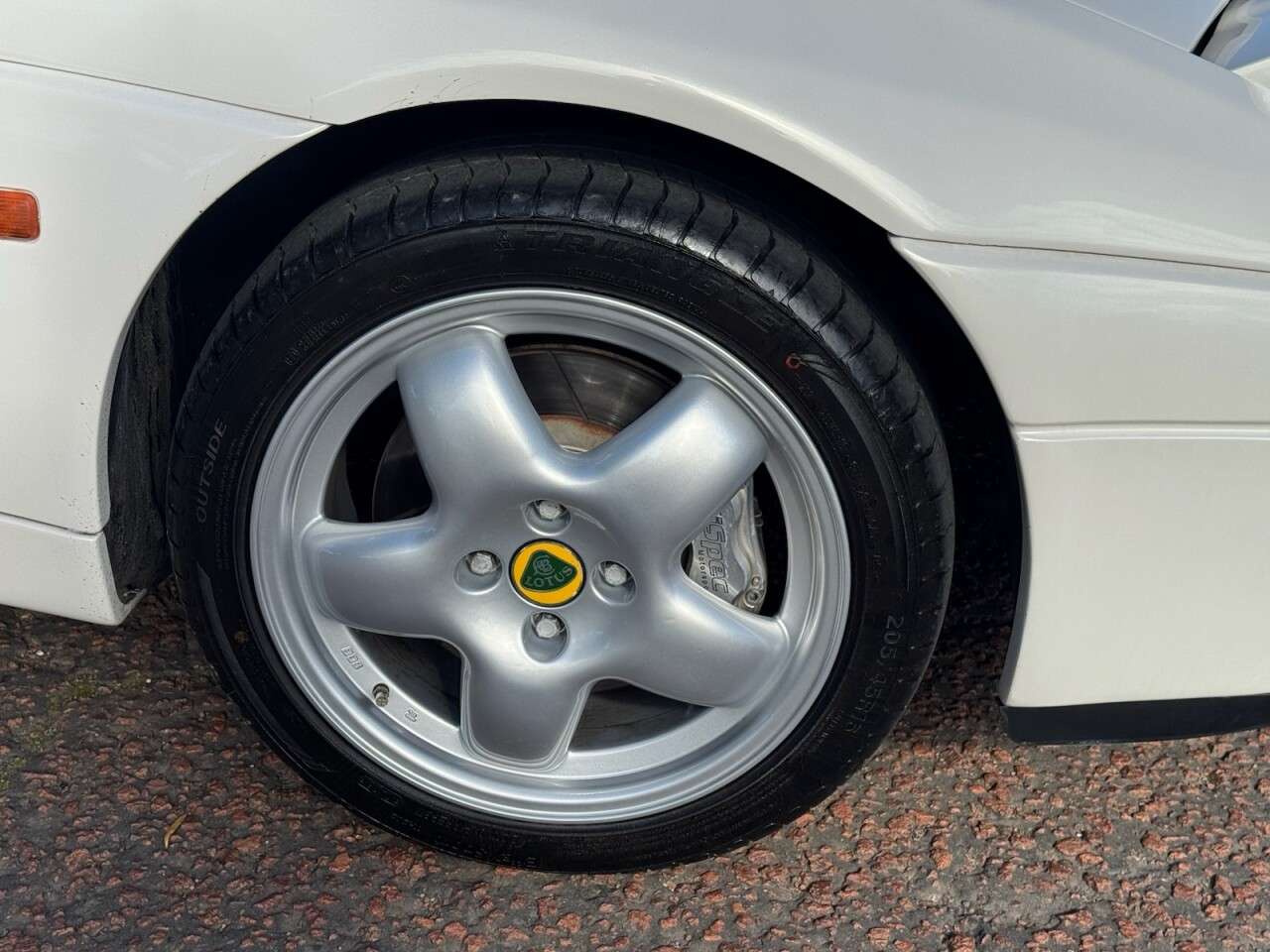 1995 LOTUS ELAN 1995 LOTUS ELAN