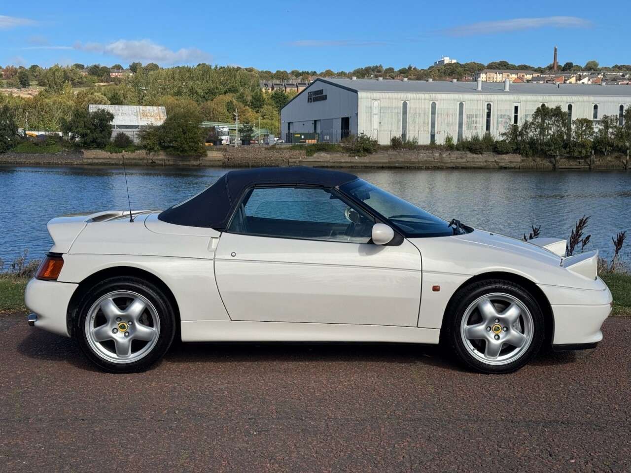 1995 LOTUS ELAN 1995 LOTUS ELAN