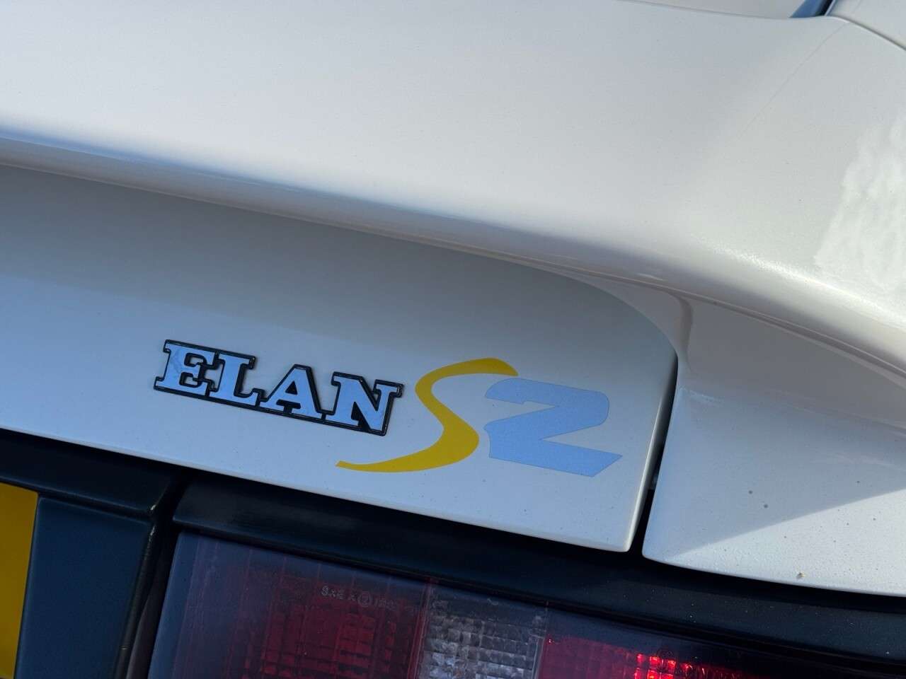 1995 LOTUS ELAN 1995 LOTUS ELAN