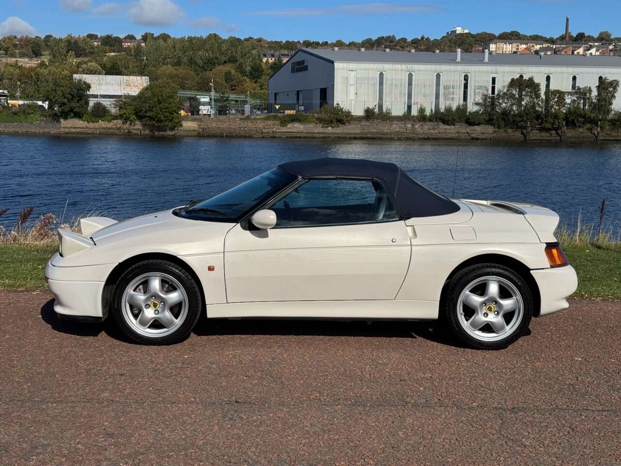 1995 LOTUS ELAN 1995 LOTUS ELAN