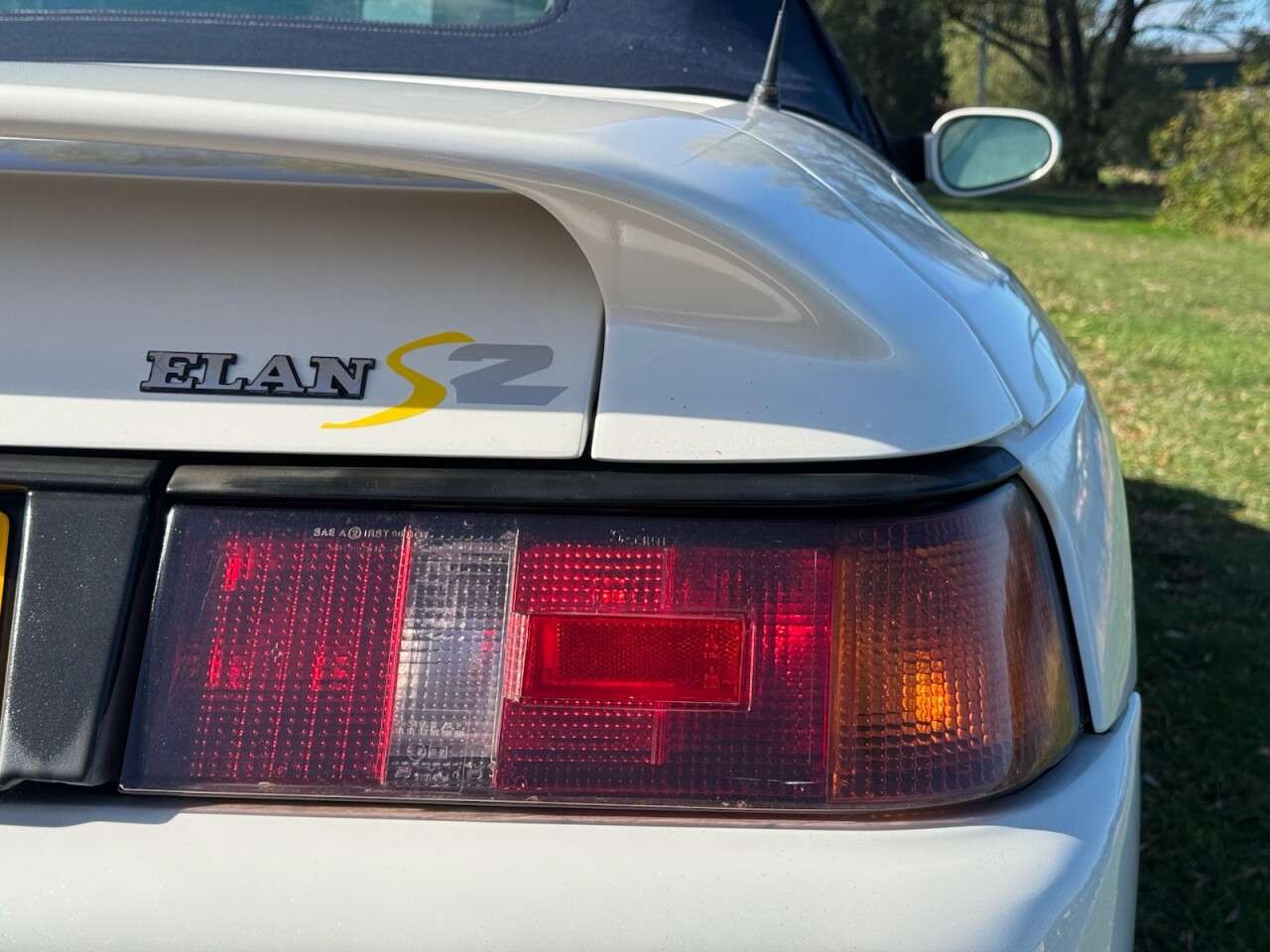 1995 LOTUS ELAN 1995 LOTUS ELAN