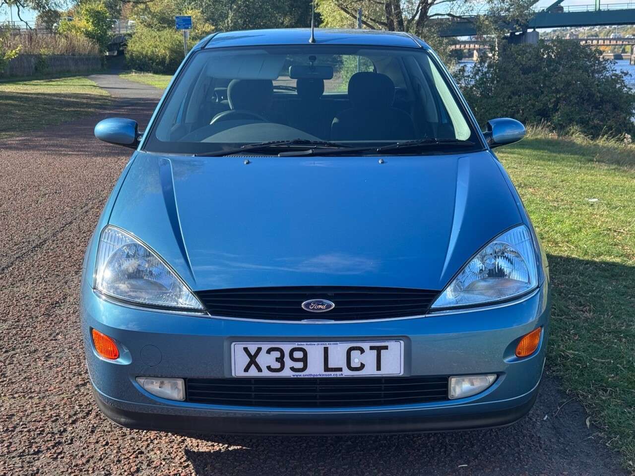 A 2000 FORD FOCUS 1.8 TDdi Ghia Hatchback 5dr Diesel Manual (143 g/km, 89 bhp) SHOW CAR, AIR A 2000 FORD FOCUS 1.8 TDdi Ghia Hatchback 5dr Diesel Manual (143 g/km, 89 bhp) SHOW CAR, AIR