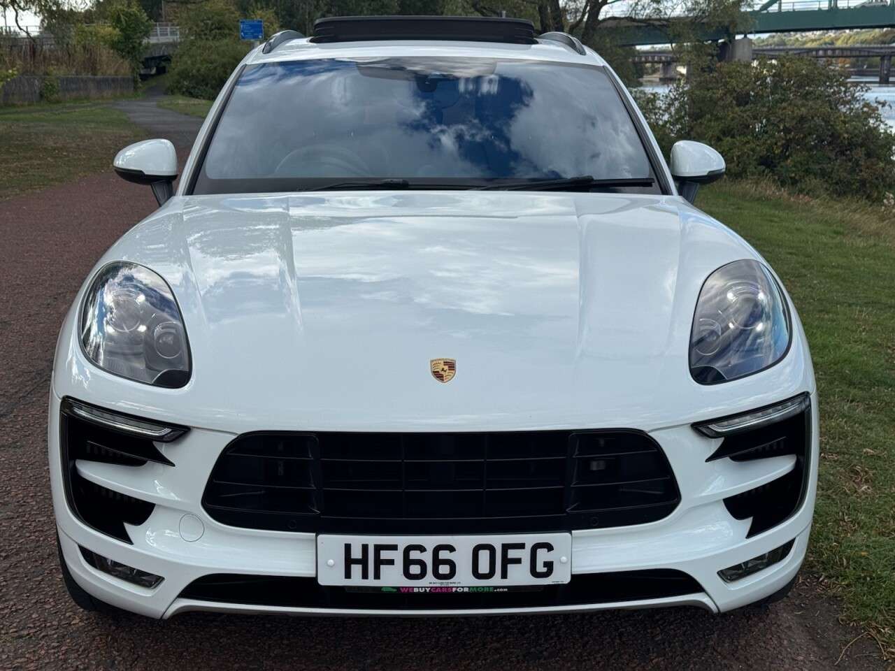 A 2016 PORSCHE MACAN 3.0T V6 GTS SUV 5dr Petrol PDK 4WD Euro 6 (s/s) (360 ps) **STUNNING GTS WIT A 2016 PORSCHE MACAN 3.0T V6 GTS SUV 5dr Petrol PDK 4WD Euro 6 (s/s) (360 ps) **STUNNING GTS WIT