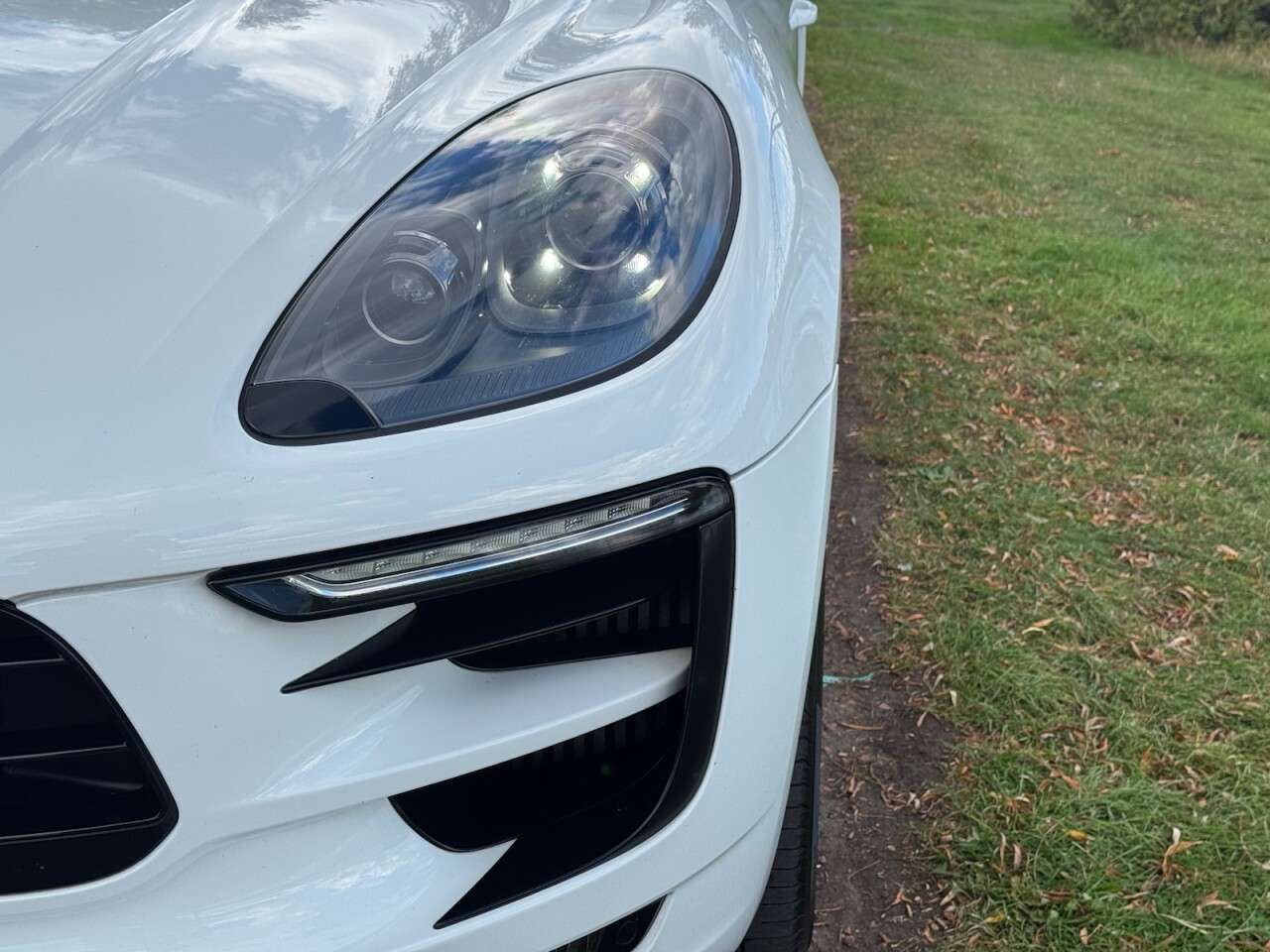 2016 PORSCHE MACAN 2016 PORSCHE MACAN