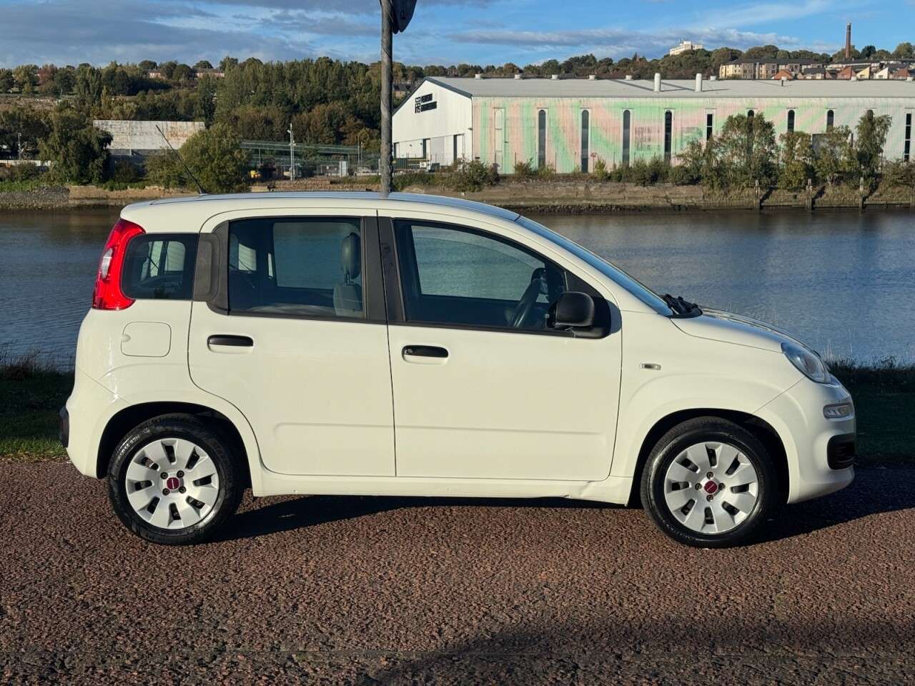 A 2016 FIAT PANDA 1.2 Pop Hatchback 5dr Petrol Manual Euro 6 (69 bhp) **LOW INSURANCE GROUP** A 2016 FIAT PANDA 1.2 Pop Hatchback 5dr Petrol Manual Euro 6 (69 bhp) **LOW INSURANCE GROUP**