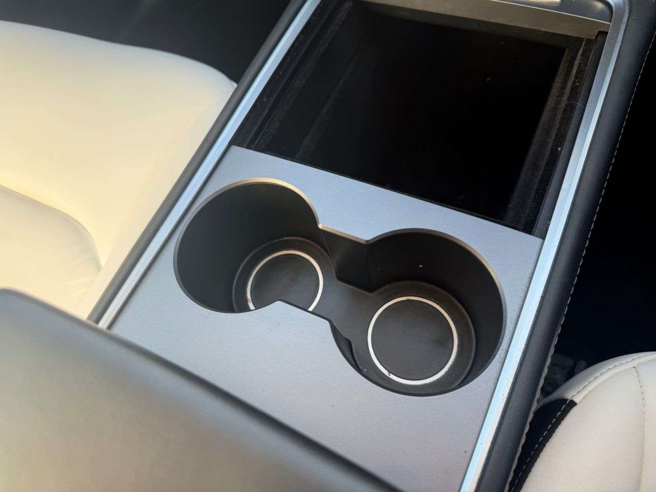 2022 TESLA MODEL Y 2022 TESLA MODEL Y