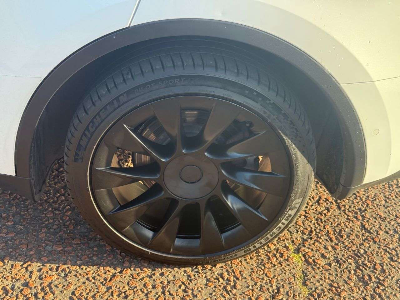 2022 TESLA MODEL Y 2022 TESLA MODEL Y