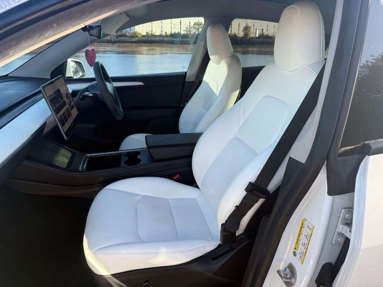 2022 TESLA MODEL Y 2022 TESLA MODEL Y