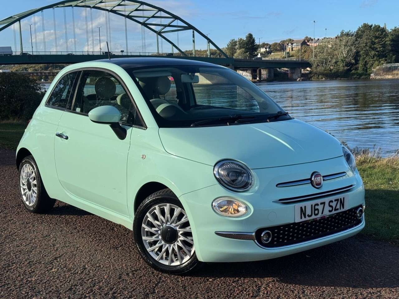 A 2017 FIAT 500 1.2 Lounge Hatchback 3dr Petrol Manual Euro 6 (s/s) (69 bhp) **NEW TIMING B A 2017 FIAT 500 1.2 Lounge Hatchback 3dr Petrol Manual Euro 6 (s/s) (69 bhp) **NEW TIMING B