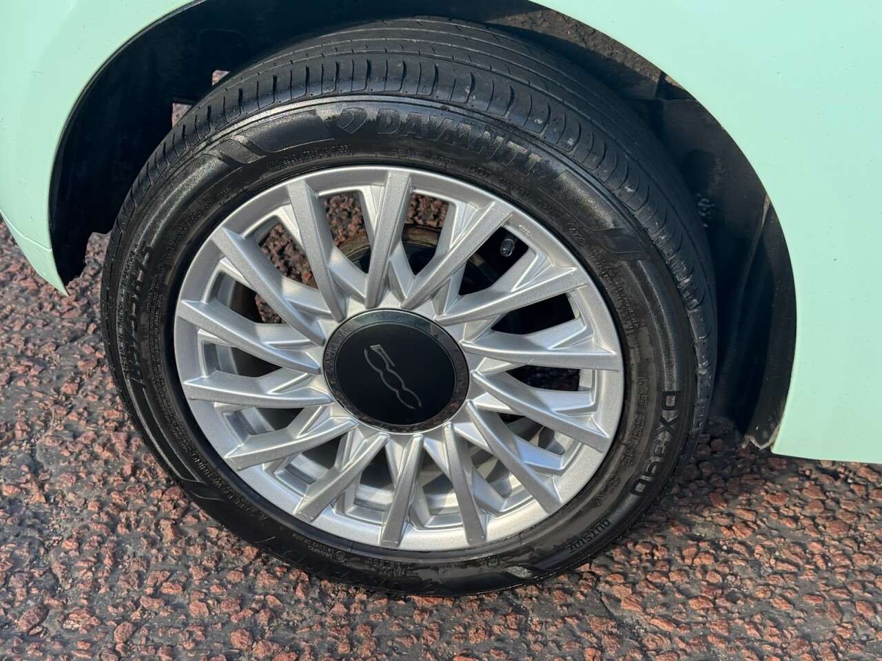 2017 FIAT 500 2017 FIAT 500