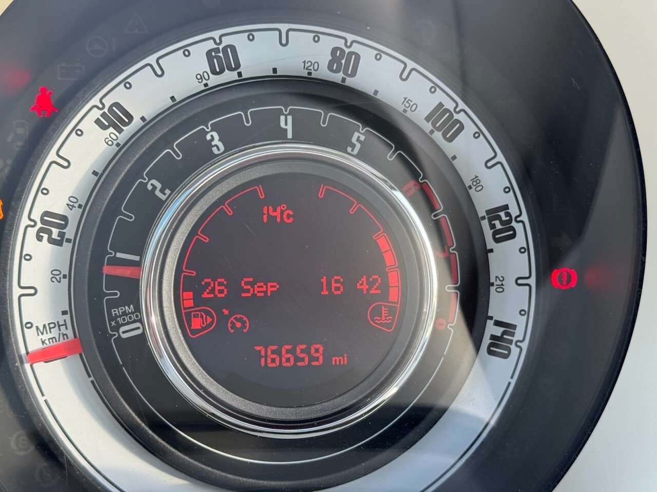 2017 FIAT 500 2017 FIAT 500