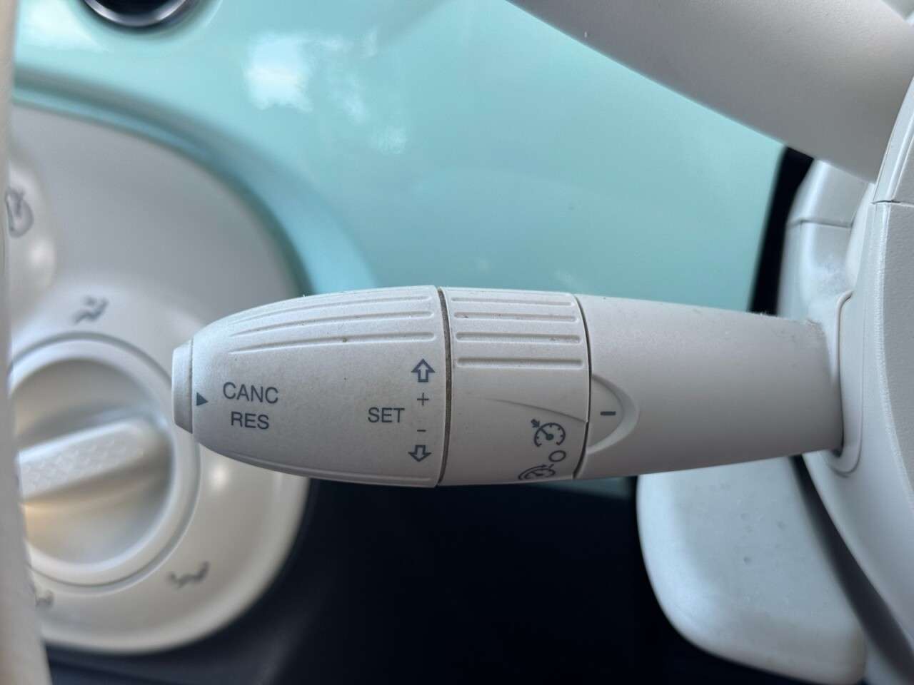 2017 FIAT 500 2017 FIAT 500