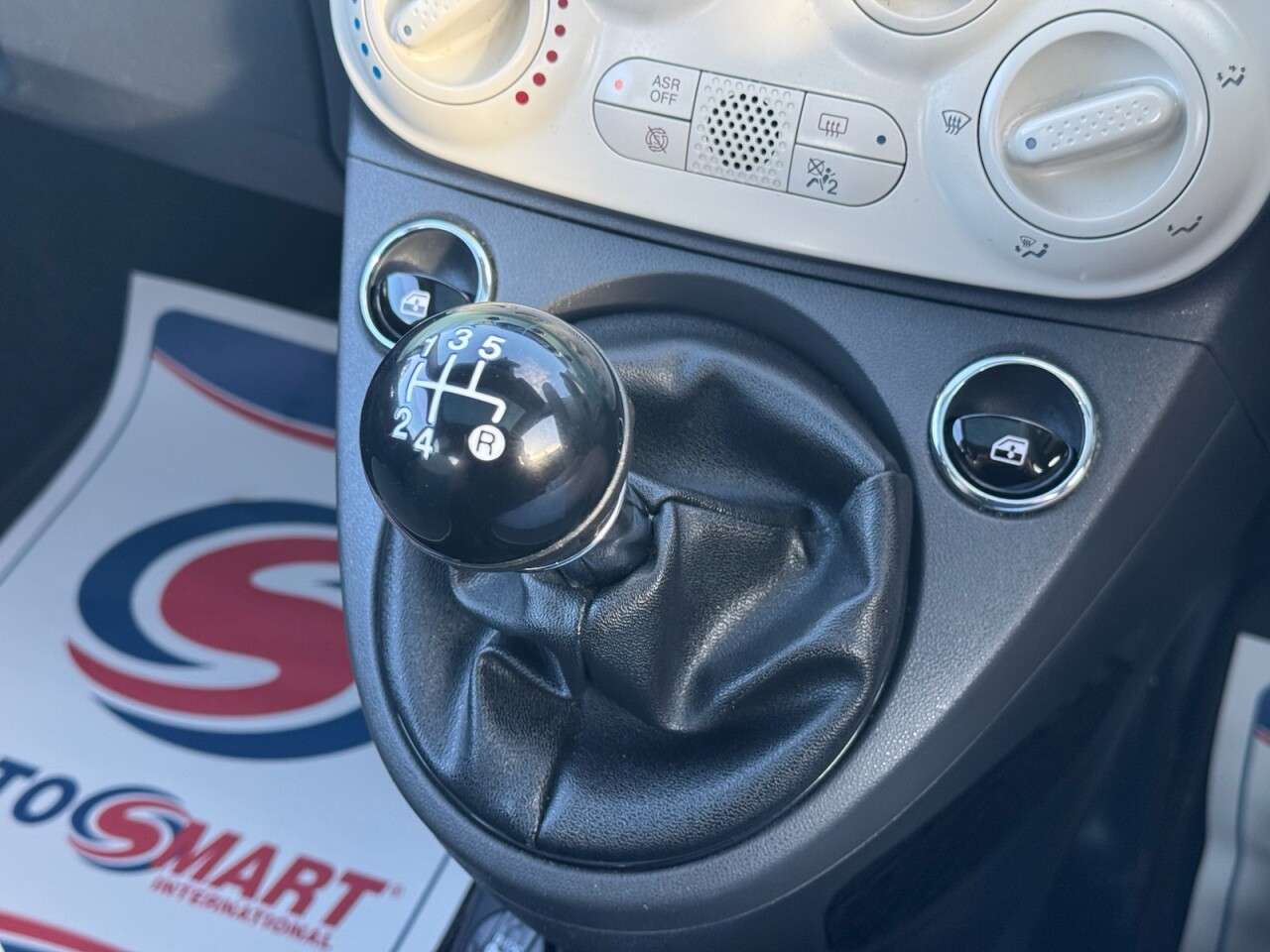 2017 FIAT 500 2017 FIAT 500