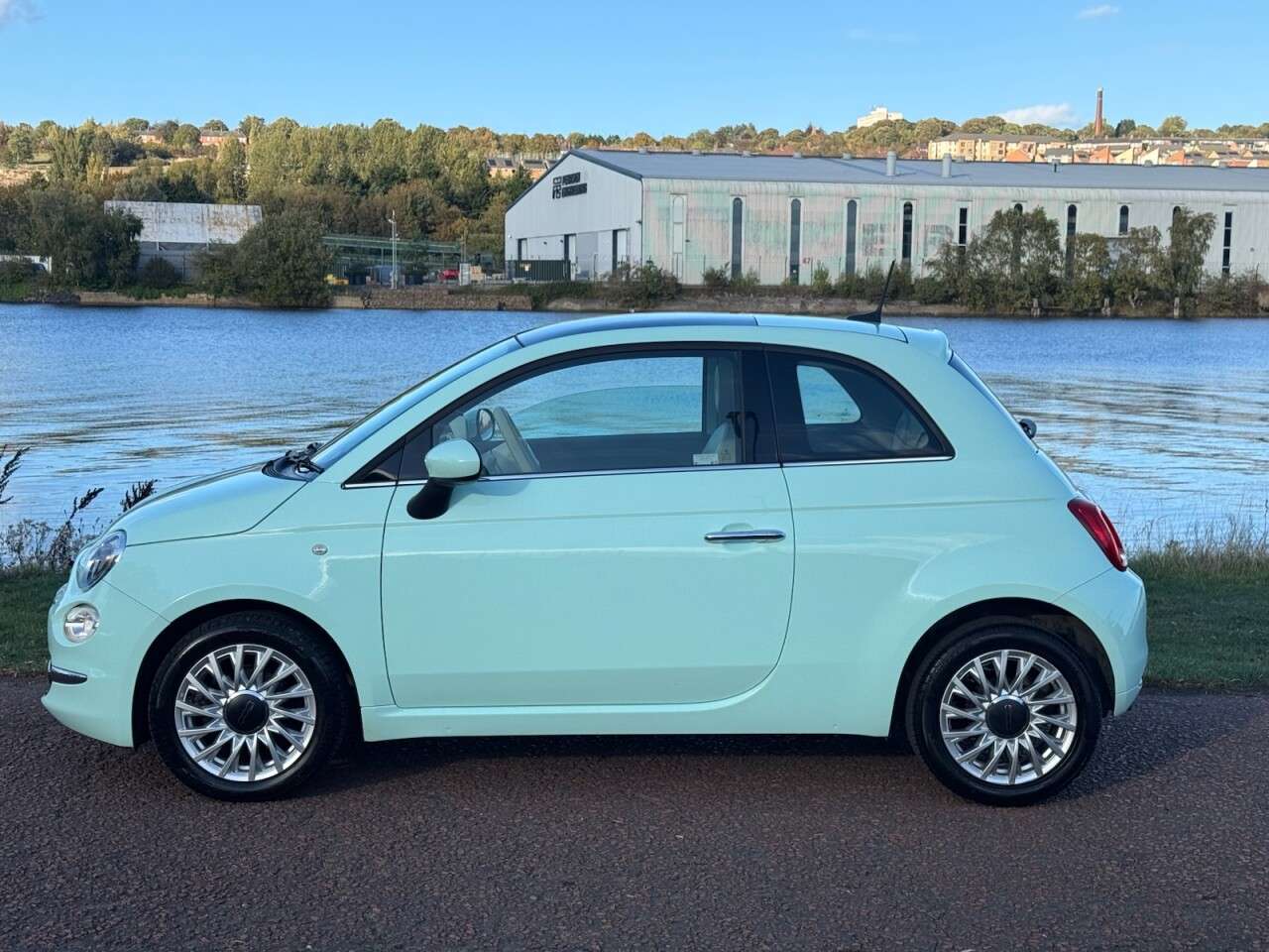2017 FIAT 500 2017 FIAT 500