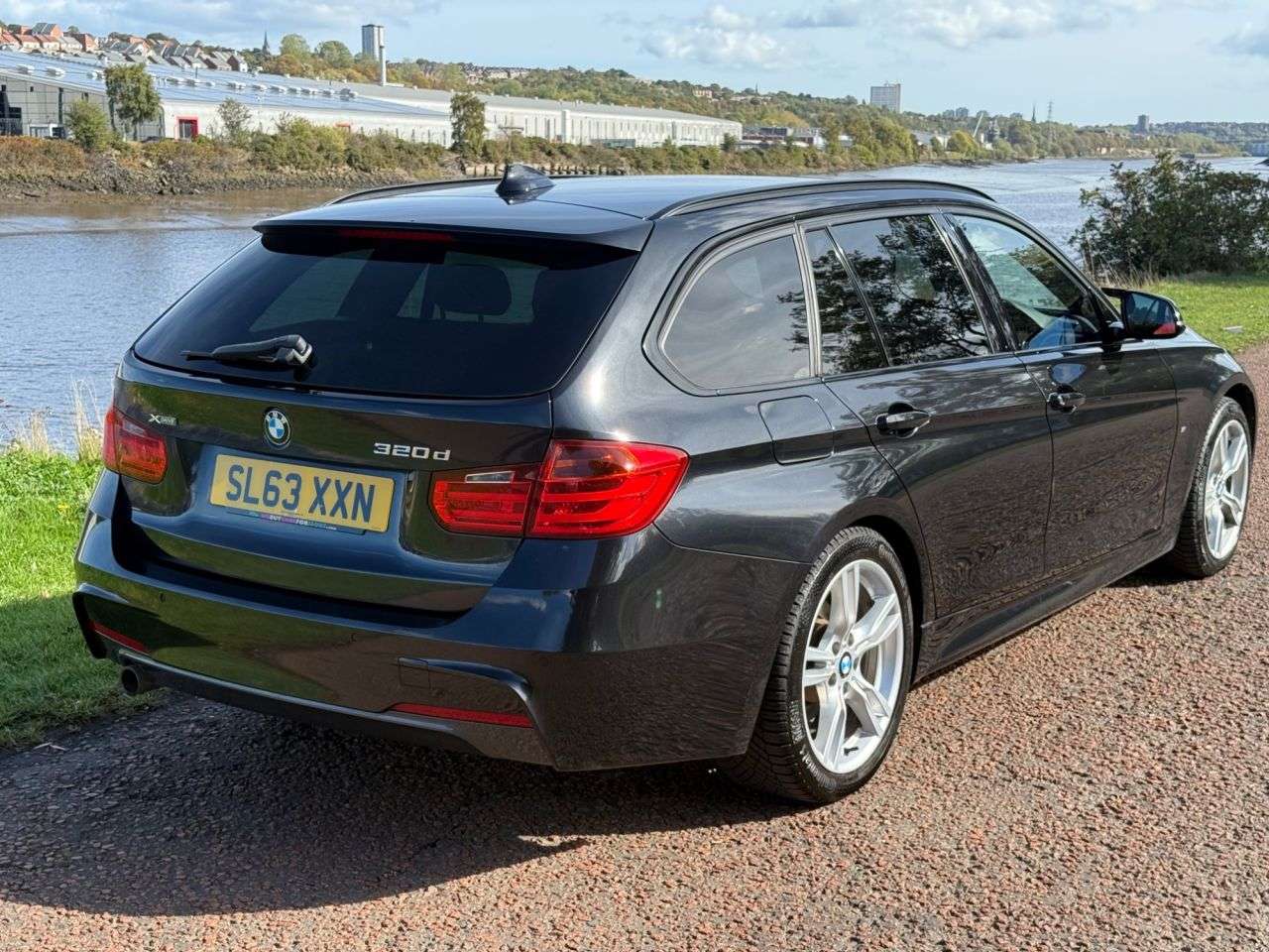 A 2013 BMW 3 SERIES 2.0 320d M Sport Touring 5dr Diesel Auto xDrive Euro 5 (s/s) (184 ps) HEATE A 2013 BMW 3 SERIES 2.0 320d M Sport Touring 5dr Diesel Auto xDrive Euro 5 (s/s) (184 ps) HEATE