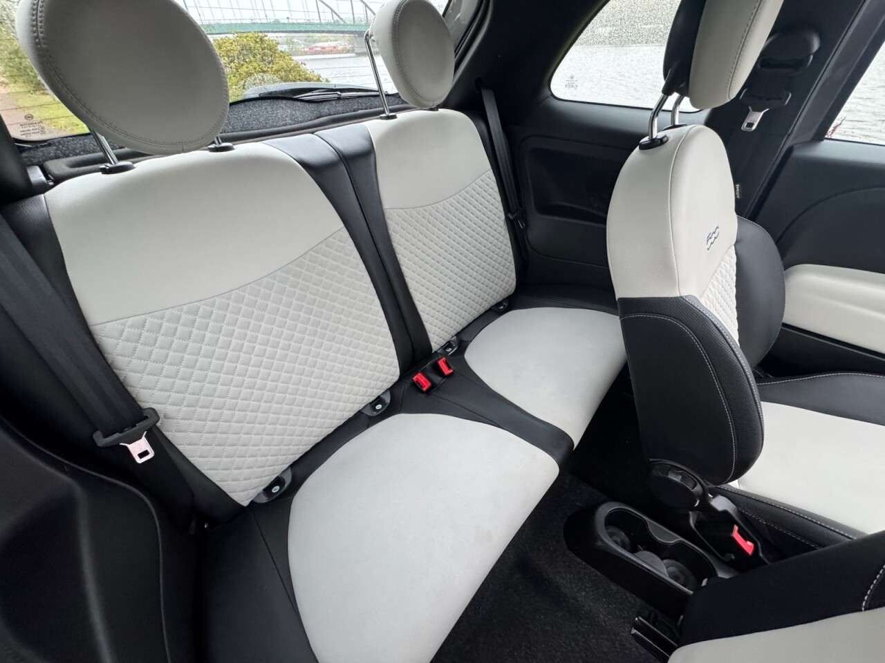 2022 FIAT 500 2022 FIAT 500