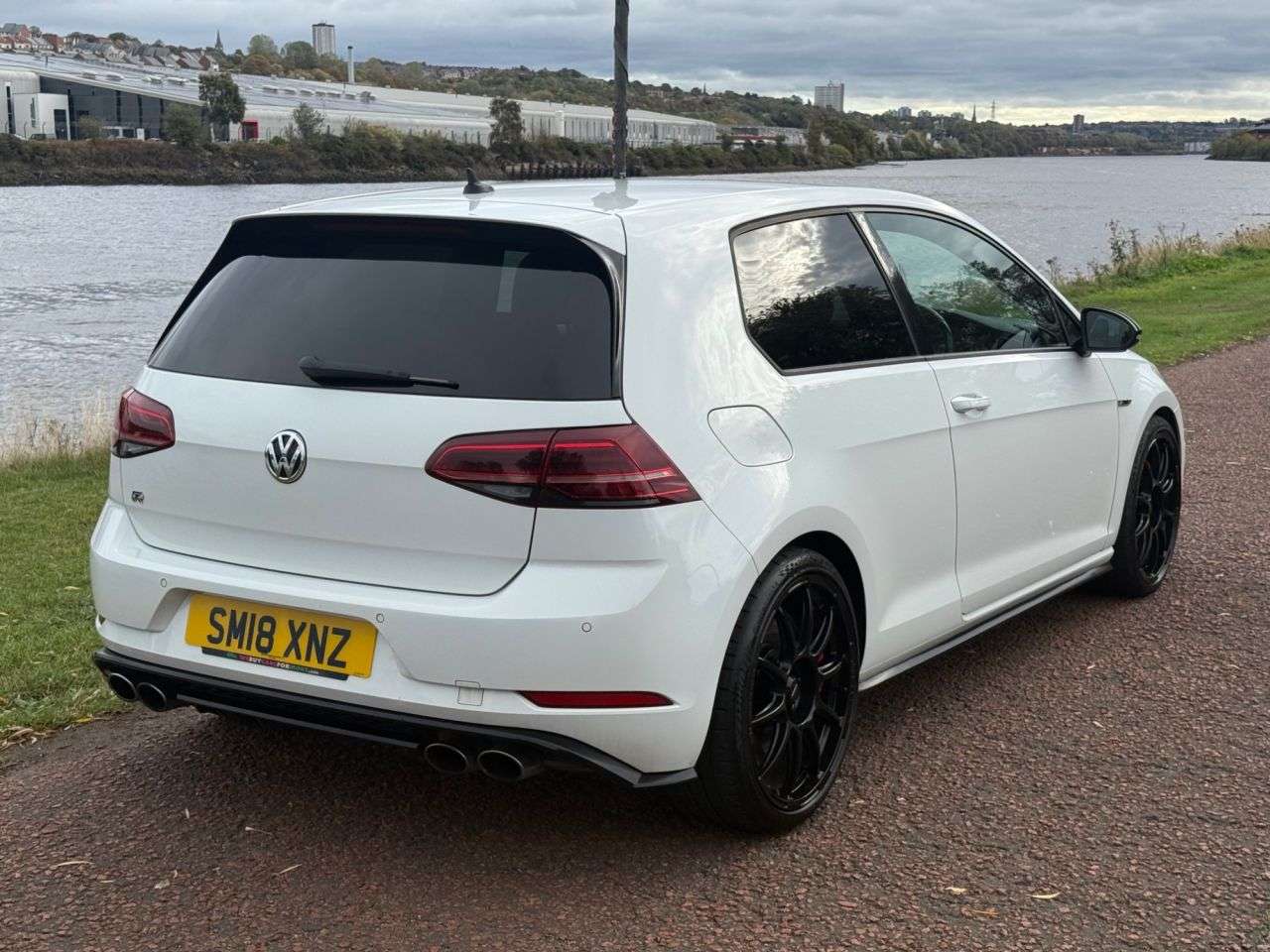 A 2018 VOLKSWAGEN GOLF 2.0 TSI R Hatchback 3dr Petrol DSG 4Motion Euro 6 (s/s) (310 ps) ***UPGRADE A 2018 VOLKSWAGEN GOLF 2.0 TSI R Hatchback 3dr Petrol DSG 4Motion Euro 6 (s/s) (310 ps) ***UPGRADE