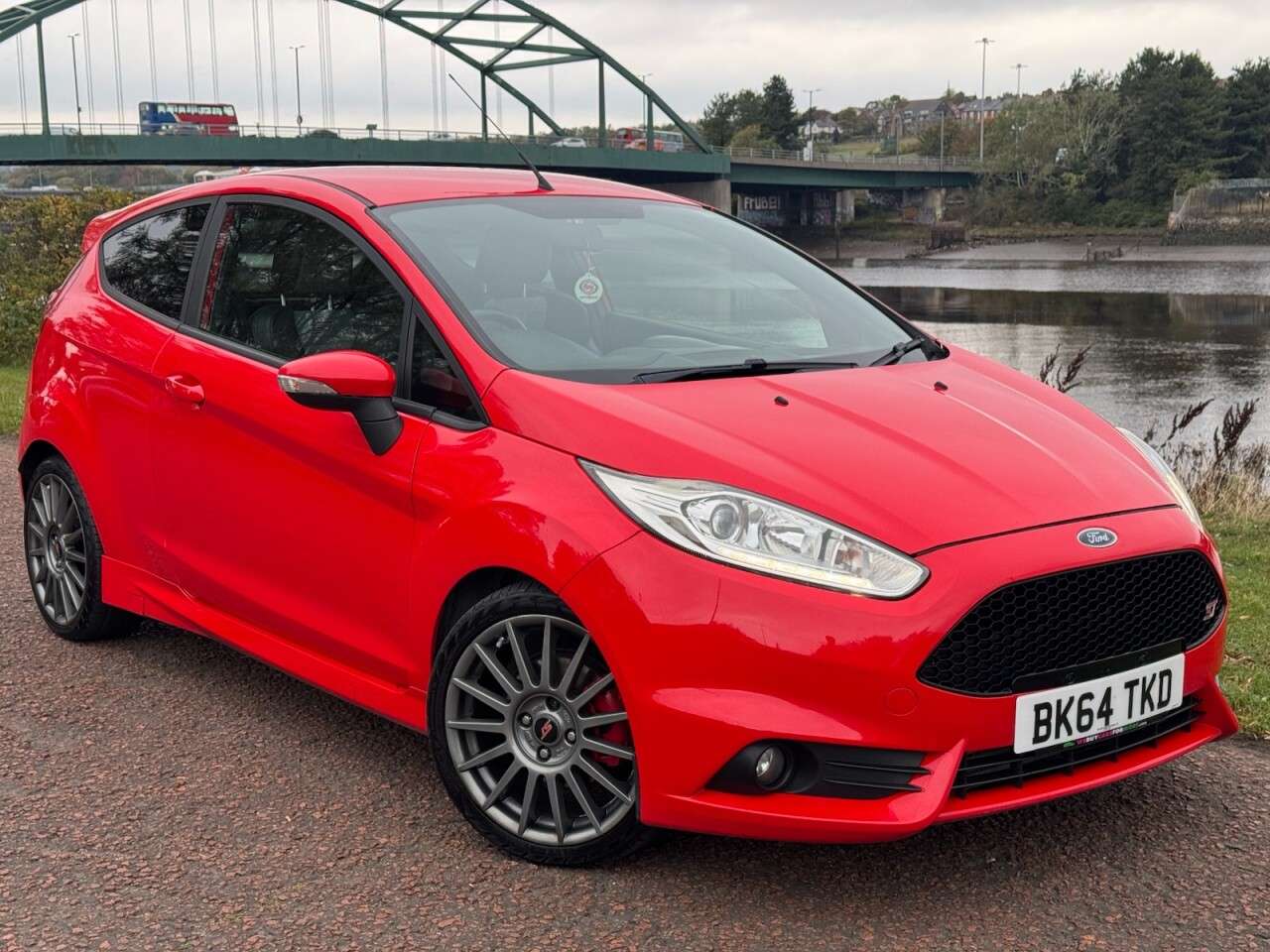 A 2014 FORD FIESTA 1.6T EcoBoost ST-2 Hatchback 3dr Petrol Manual Euro 5 (182 ps) ***KEYLESS S A 2014 FORD FIESTA 1.6T EcoBoost ST-2 Hatchback 3dr Petrol Manual Euro 5 (182 ps) ***KEYLESS S