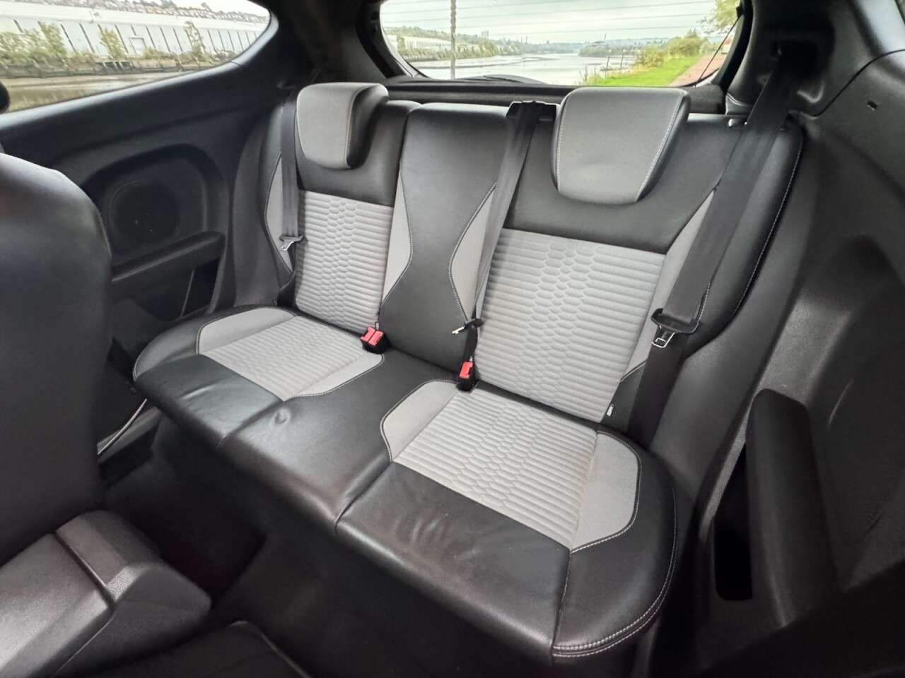 2014 FORD FIESTA 2014 FORD FIESTA