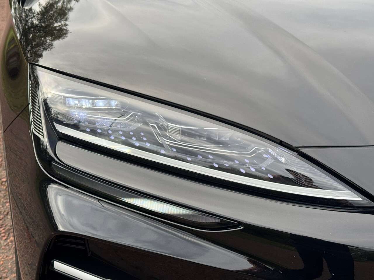 A 2025 BYD SEAL U 1.5 18.3kWh Design SUV 5dr Petrol Plug-in Hybrid CVT Auto AWD Euro 6 (s/s) A 2025 BYD SEAL U 1.5 18.3kWh Design SUV 5dr Petrol Plug-in Hybrid CVT Auto AWD Euro 6 (s/s)