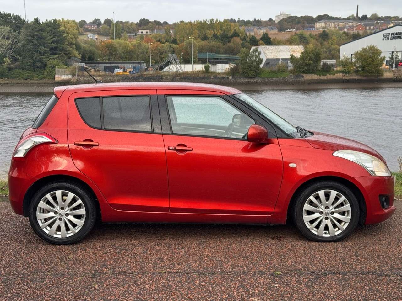 A 2012 SUZUKI SWIFT 1.2 SZ4 Hatchback 5dr Petrol Auto Euro 5 (94 ps) ***KEYLESS START*** A 2012 SUZUKI SWIFT 1.2 SZ4 Hatchback 5dr Petrol Auto Euro 5 (94 ps) ***KEYLESS START***