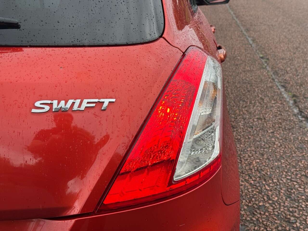 2012 SUZUKI SWIFT 2012 SUZUKI SWIFT