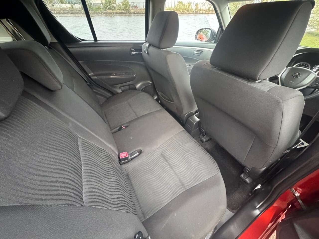 2012 SUZUKI SWIFT 2012 SUZUKI SWIFT