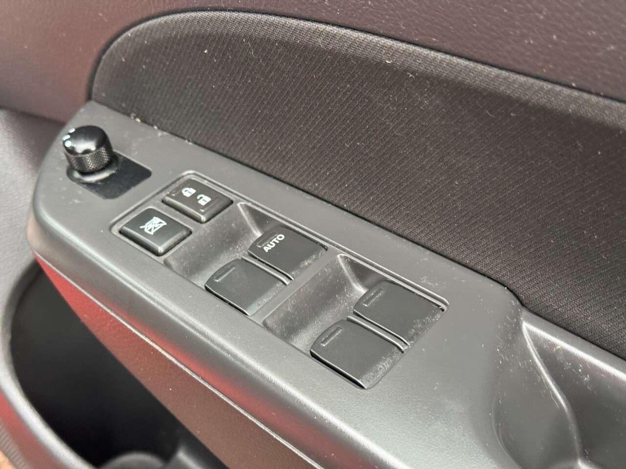 2012 SUZUKI SWIFT 2012 SUZUKI SWIFT