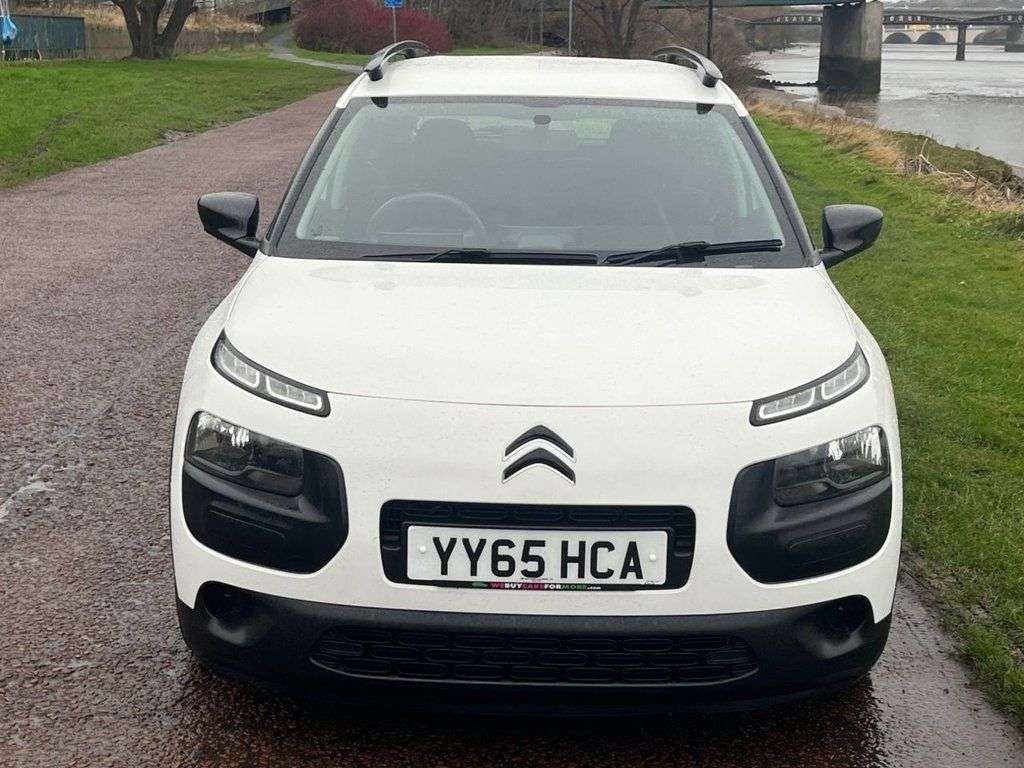 A 2015 CITROEN C4 CACTUS 1.6 BlueHDi Feel Hatchback 5dr Diesel Manual Euro 6 (s/s) (100 ps) **CHEAP A 2015 CITROEN C4 CACTUS 1.6 BlueHDi Feel Hatchback 5dr Diesel Manual Euro 6 (s/s) (100 ps) **CHEAP