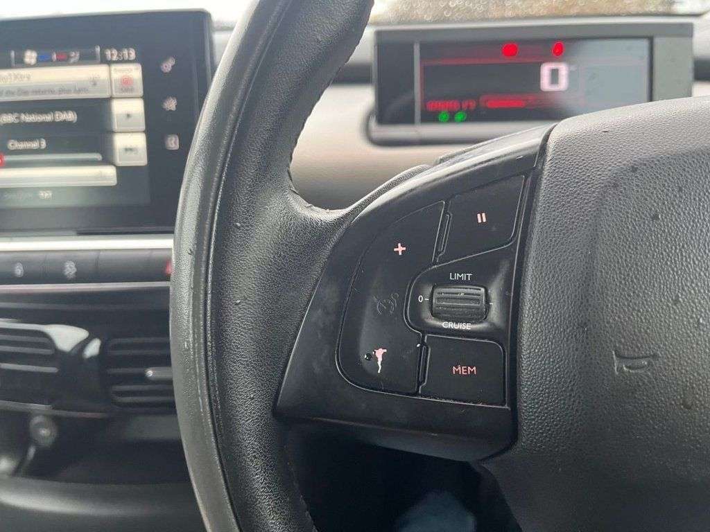 2015 CITROEN C4 CACTUS 2015 CITROEN C4 CACTUS