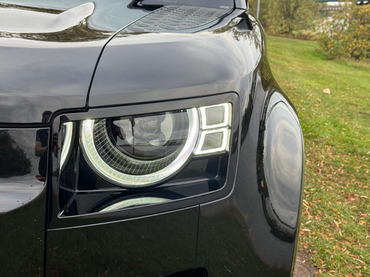 A 2025 LAND ROVER DEFENDER 110 3.0 D250 MHEV X-Dynamic SE SUV 5dr Diesel Auto 4WD Euro 6 (s/s) (250 ps) ** A 2025 LAND ROVER DEFENDER 110 3.0 D250 MHEV X-Dynamic SE SUV 5dr Diesel Auto 4WD Euro 6 (s/s) (250 ps) **