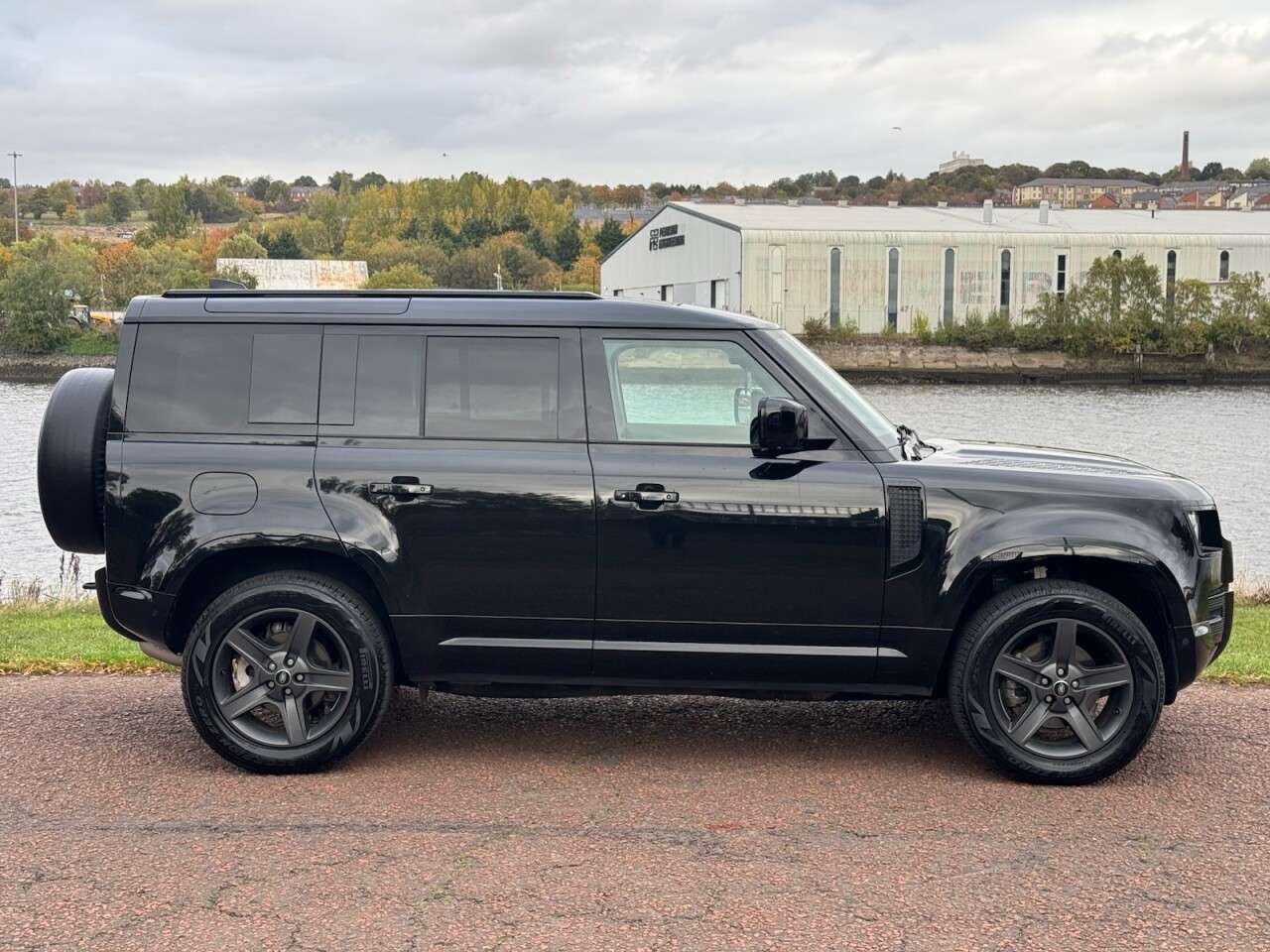 2025 LAND ROVER DEFENDER 110 2025 LAND ROVER DEFENDER 110