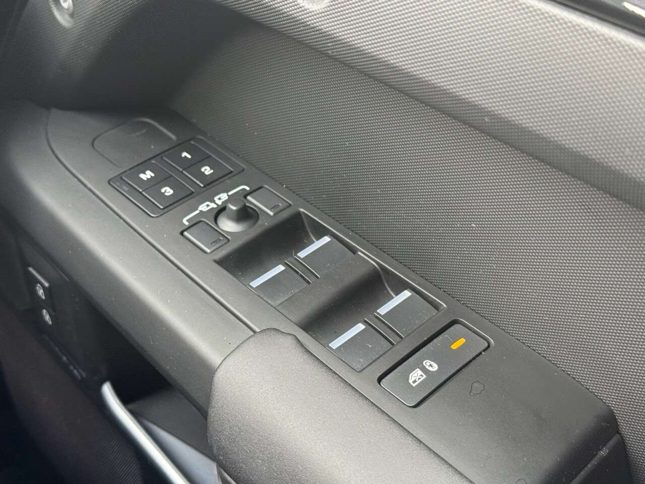2025 LAND ROVER DEFENDER 110 2025 LAND ROVER DEFENDER 110