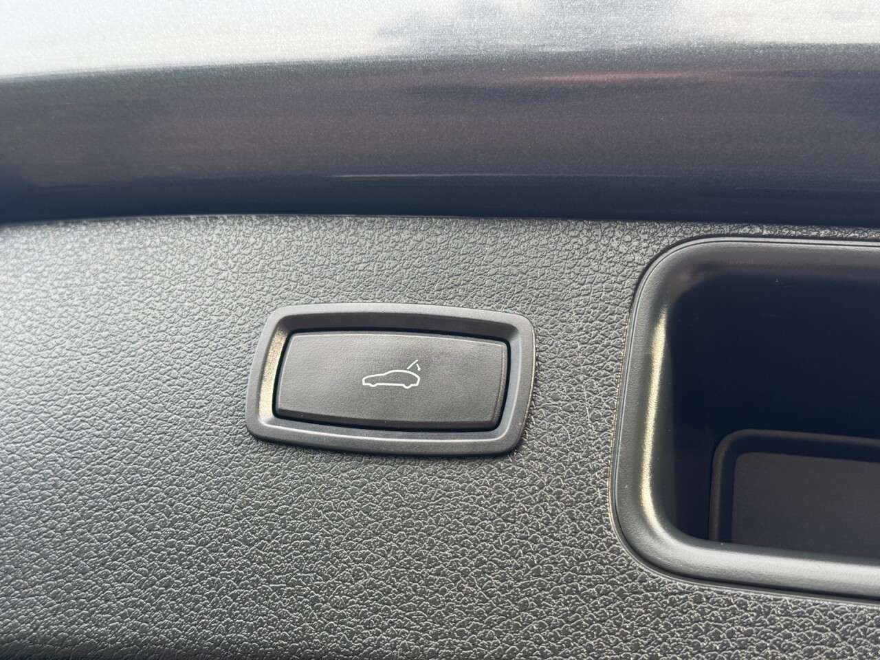 2019 PORSCHE MACAN 2019 PORSCHE MACAN
