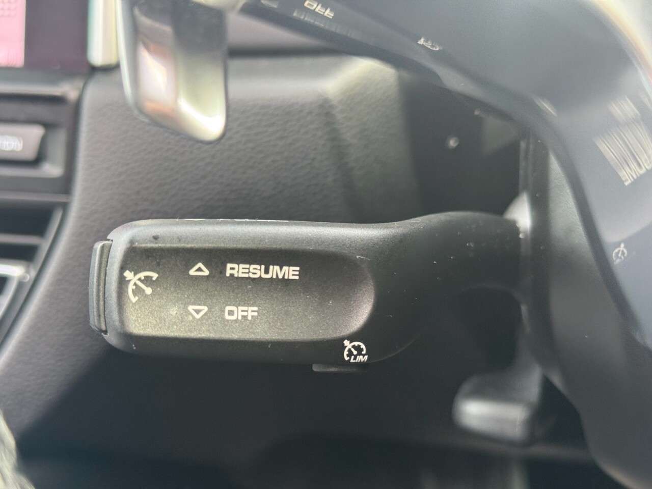 2019 PORSCHE MACAN 2019 PORSCHE MACAN