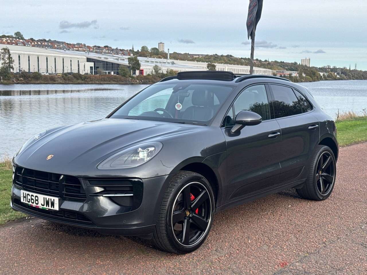 2019 PORSCHE MACAN 2019 PORSCHE MACAN
