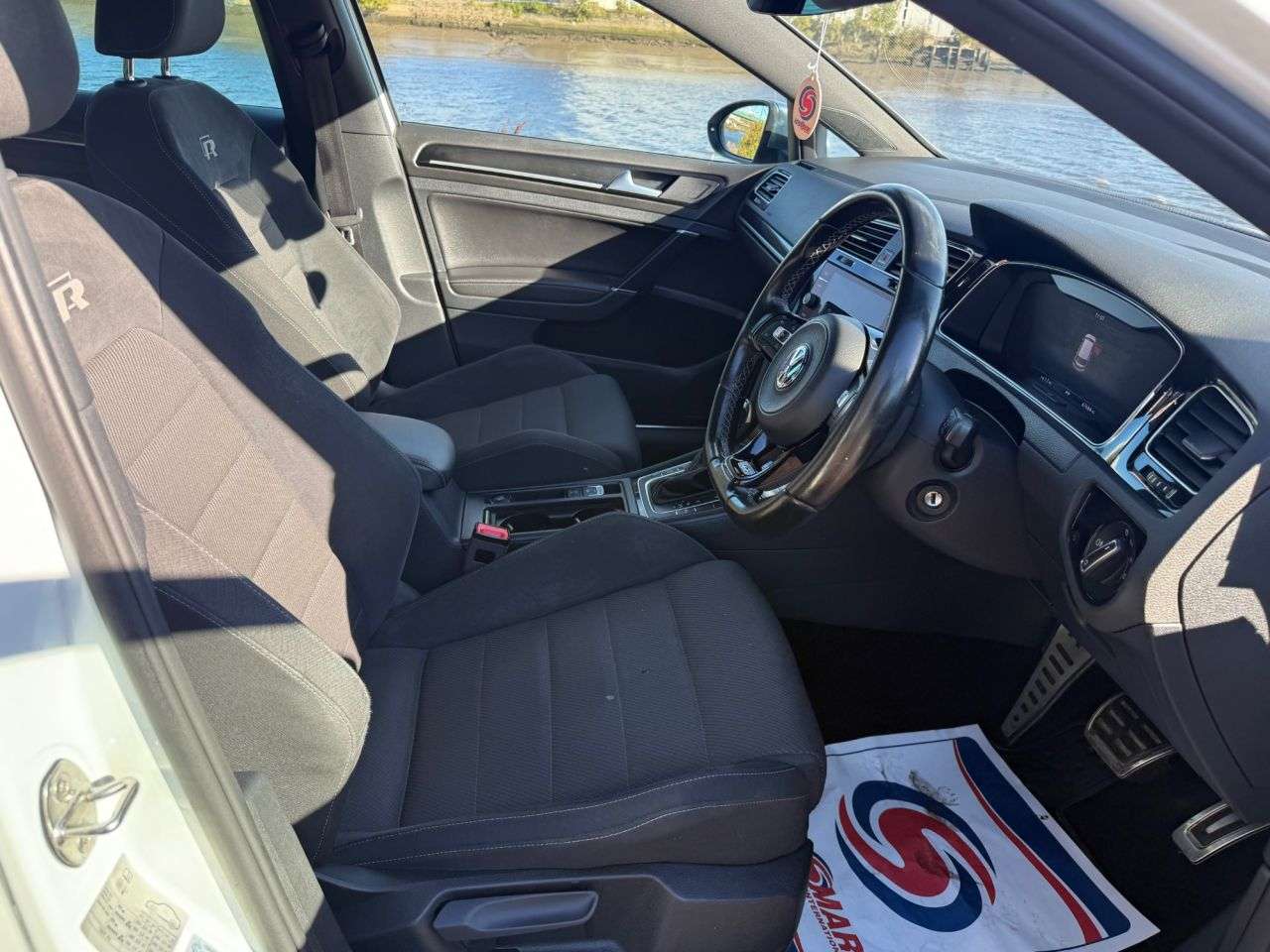 2017 VOLKSWAGEN GOLF 2017 VOLKSWAGEN GOLF