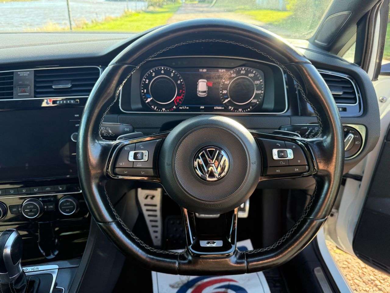 2017 VOLKSWAGEN GOLF 2017 VOLKSWAGEN GOLF