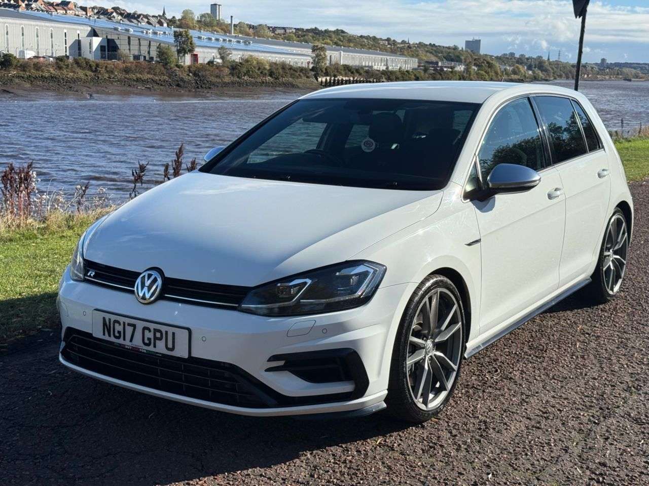 2017 VOLKSWAGEN GOLF 2017 VOLKSWAGEN GOLF