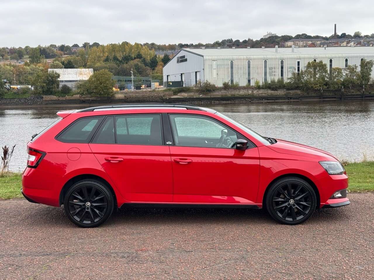 2015 SKODA FABIA 2015 SKODA FABIA