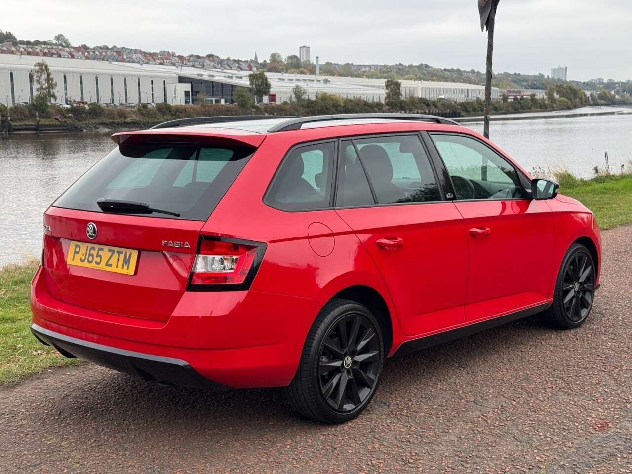 2015 SKODA FABIA 2015 SKODA FABIA