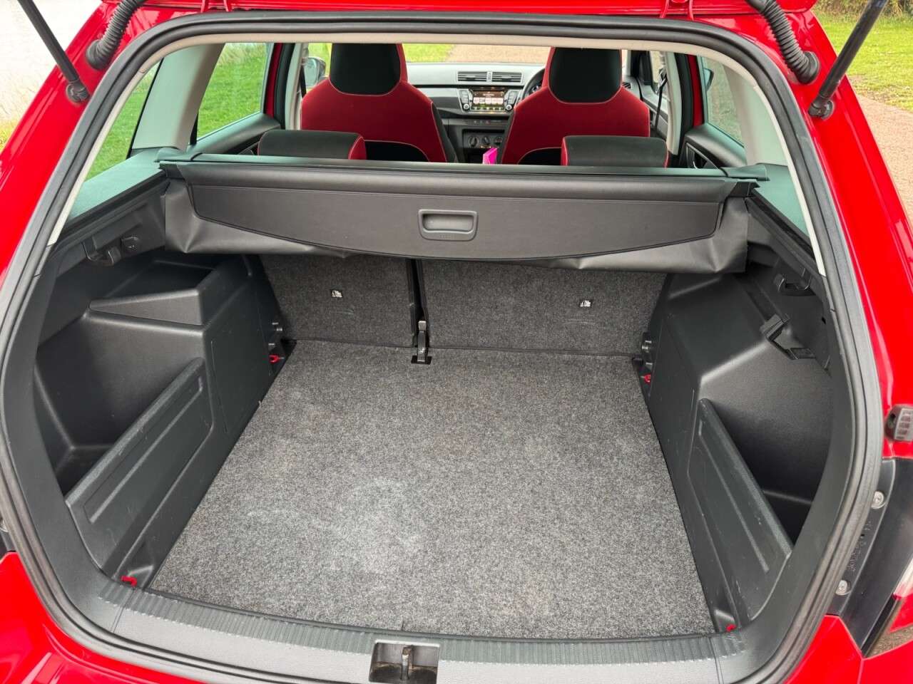2015 SKODA FABIA 2015 SKODA FABIA
