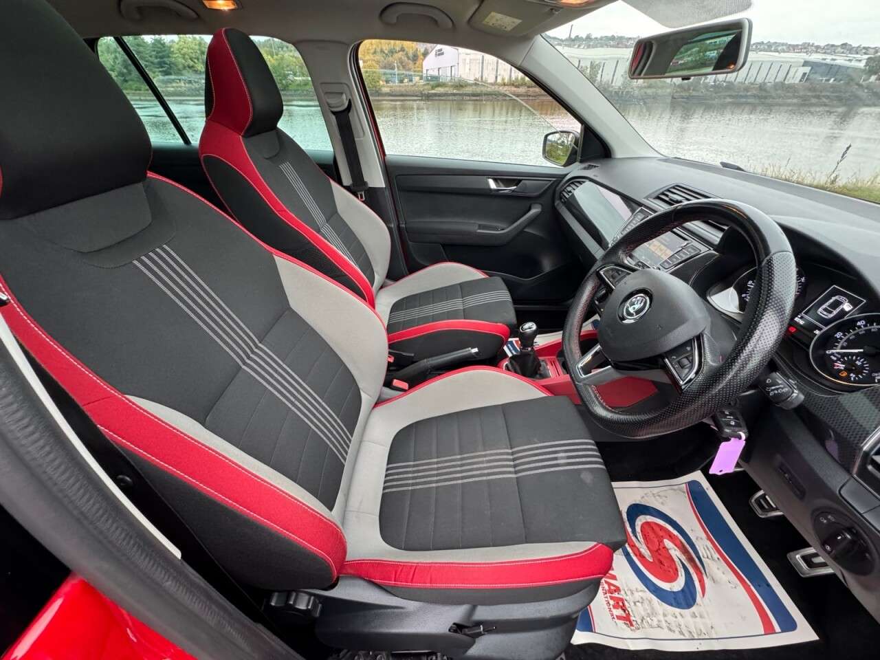2015 SKODA FABIA 2015 SKODA FABIA