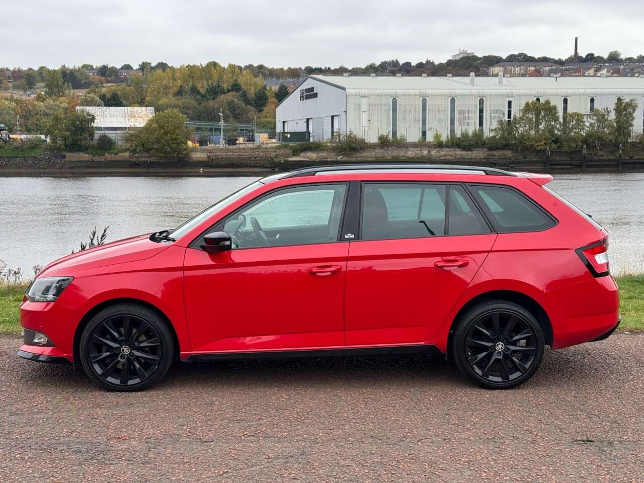 2015 SKODA FABIA 2015 SKODA FABIA
