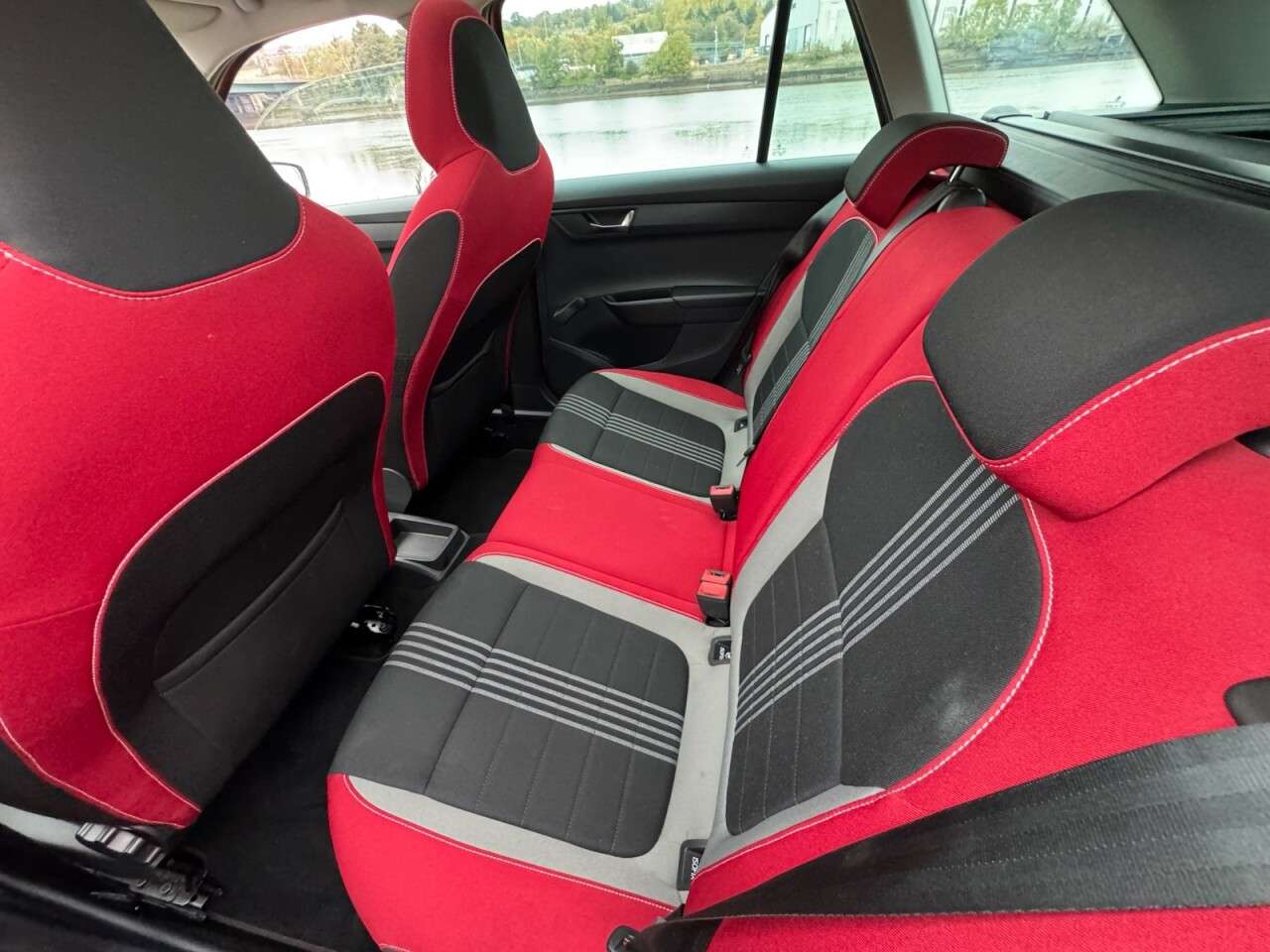 2015 SKODA FABIA 2015 SKODA FABIA
