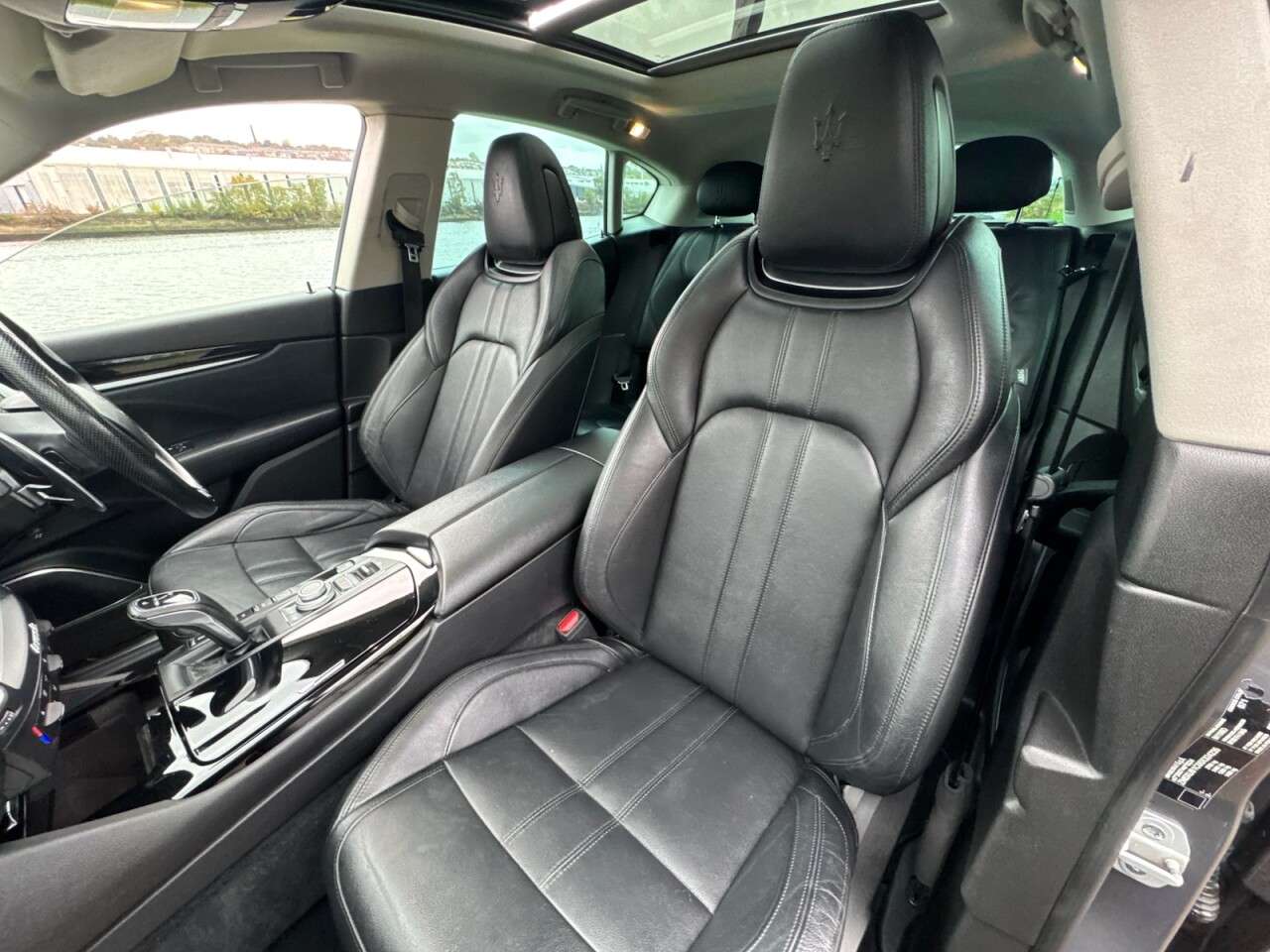2019 MASERATI LEVANTE 2019 MASERATI LEVANTE