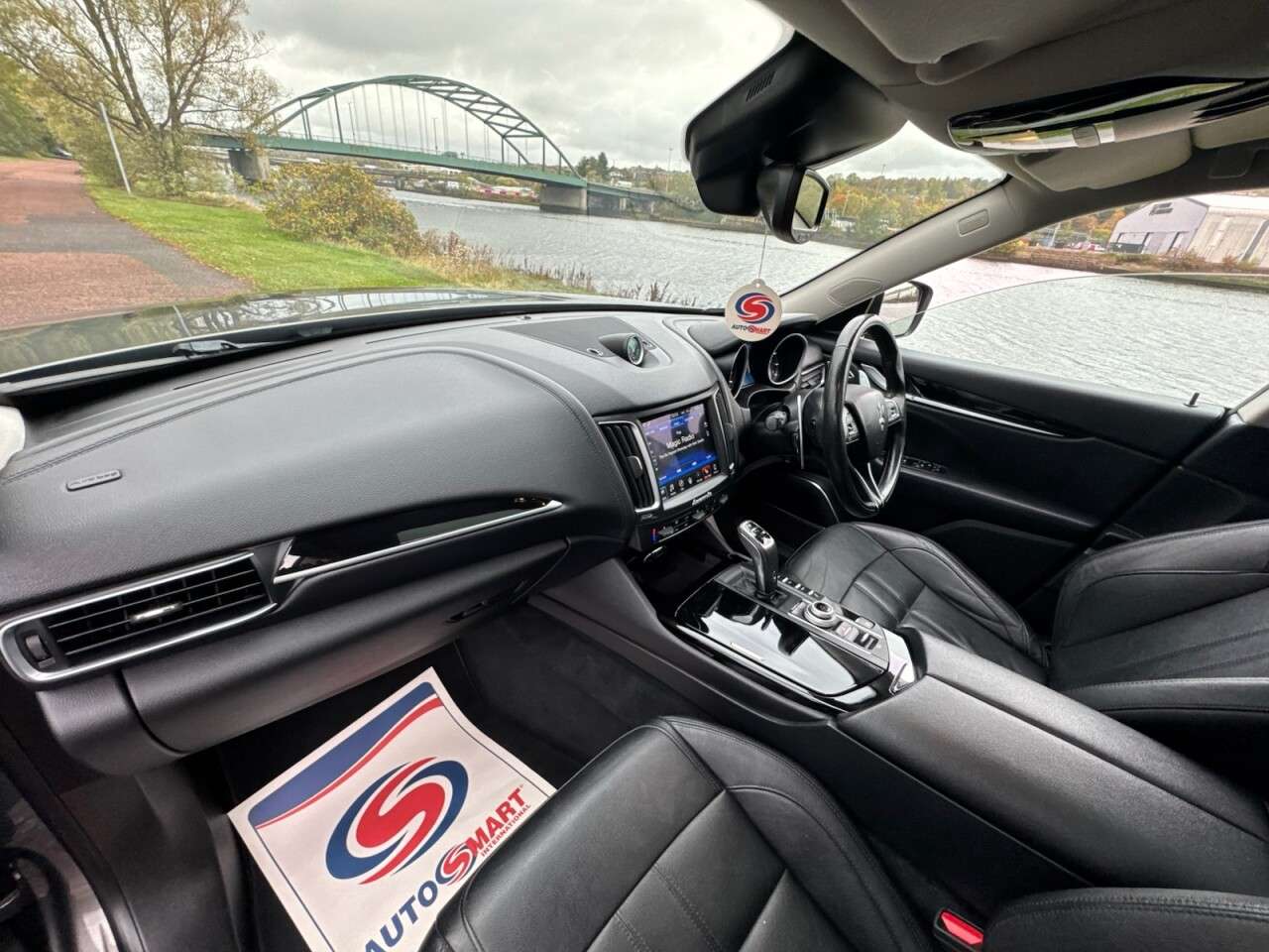 2019 MASERATI LEVANTE 2019 MASERATI LEVANTE